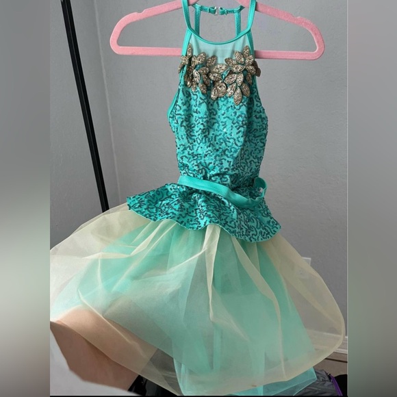 Weissman Dance Costume - Picture 9 of 10